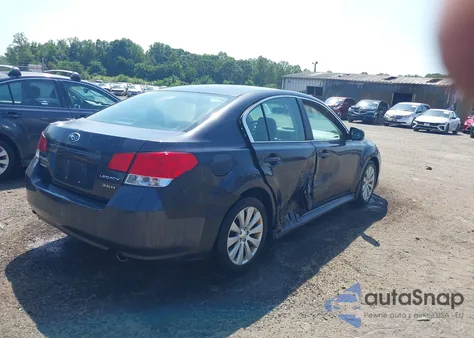 2010 Subaru Legacy 3.6R Limited из США, поврежденный, VIN 4S3BMDL68A2247776